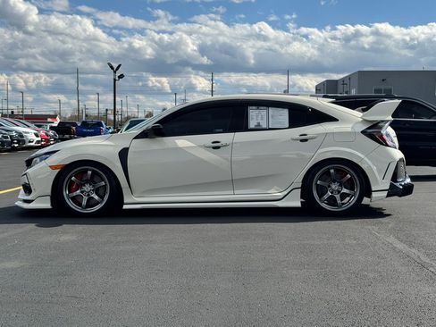 Used 2019 Honda Civic Type R image 4