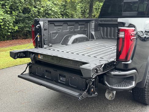 New 2026 GMC Sierra 2500 Denali Ultimate image 12