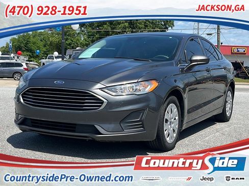 Used 2019 Ford Fusion S image 1