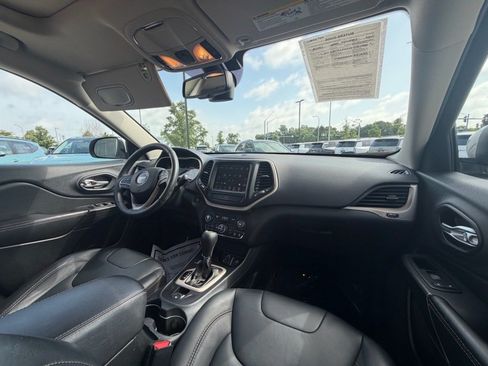 Used 2016 Jeep Cherokee Limited AWD/4WD image 9
