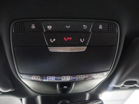 Used 2017 Mercedes-Benz E 300 4MATIC image 35