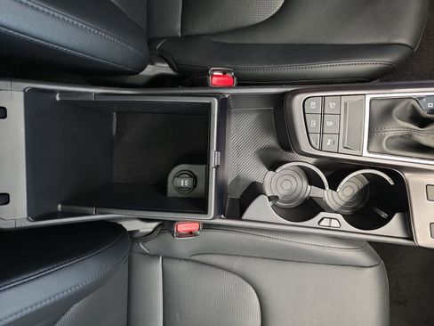 Certified 2026 Kia Sportage EX w/ EX Panorama Roof Package image 36