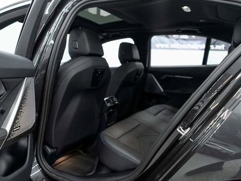 Used 2025 BMW 530i xDrive image 31