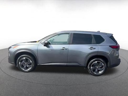 Used 2025 Nissan Rogue SV image 9