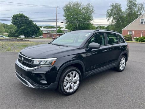 Certified 2023 Volkswagen Taos S AWD/4WD image 1