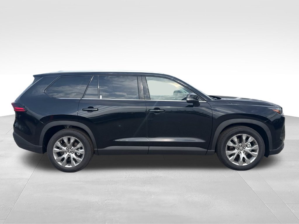 Used 2026 Toyota Grand Highlander FWD image 7