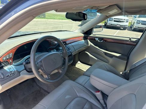 Used 2004 Cadillac De Ville w/ Equipment Group FWD image 11