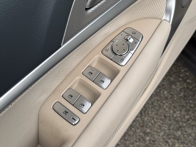 Used 2026 Genesis G70 2.5T Prestige AWD/4WD image 13