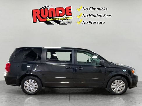 Used 2017 Dodge Grand Caravan SE w/ Power Window Group FWD image 8