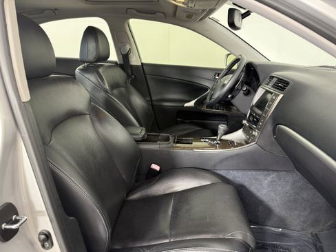 Used 2012 Lexus IS 350 AWD w/ Luxury Plus Value Edition image 10