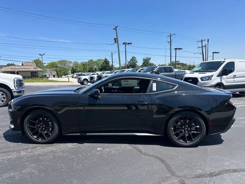 New 2025 Ford Mustang EcoBoost image 10