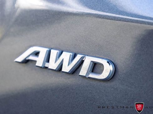 Used 2023 Toyota RAV4 Limited image 11