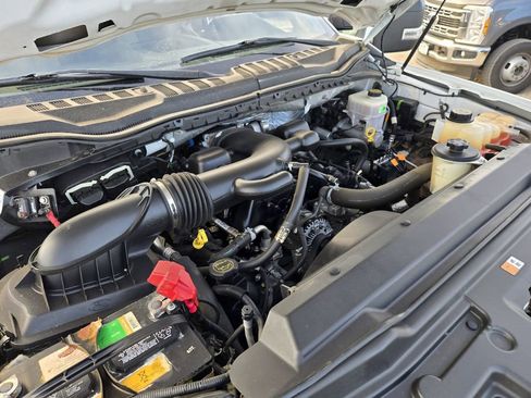 Used 2018 Ford F550 2WD Crew Cab Super Duty w/ Power Equipment Group image 31