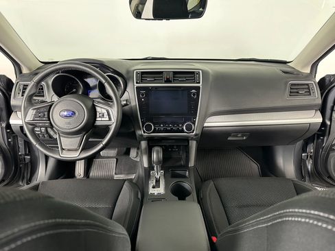 Used 2019 Subaru Outback 2.5i Premium image 21