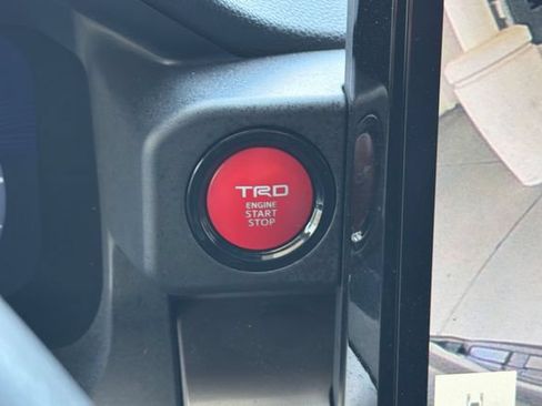 Used 2024 Toyota Tacoma TRD Sport AWD/4WD image 26