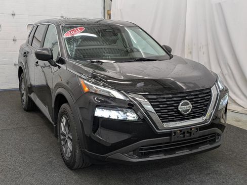 Used 2021 Nissan Rogue S image 11