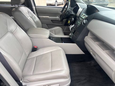 Used 2011 Honda Pilot Touring image 17