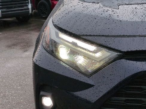 Used 2025 Toyota RAV4 XLE Premium FWD image 10