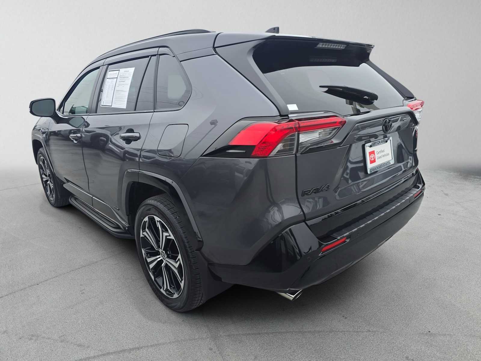 Certified 2025 Toyota RAV4 XSE w/ Premium Package AWD/4WD image 5