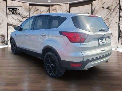 Used 2019 Ford Escape SE AWD/4WD image 7