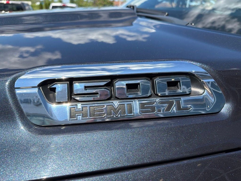 Used 2021 RAM 1500 Big Horn AWD/4WD image 14