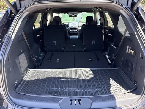 New 2026 Ford Explorer ST-Line w/ ST-Line Street Pack AWD/4WD image 12