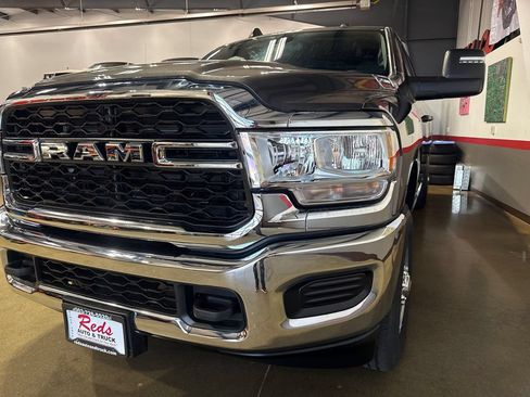 Used 2024 RAM 2500 Tradesman w/ Chrome Appearance Group AWD/4WD image 53