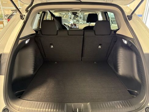 Certified 2026 Honda HR-V LX image 26