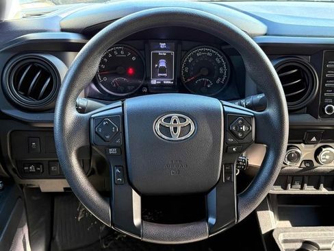 Used 2020 Toyota Tacoma SR image 17