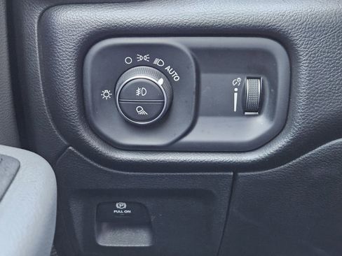 Used 2023 RAM 1500 Lone Star image 24
