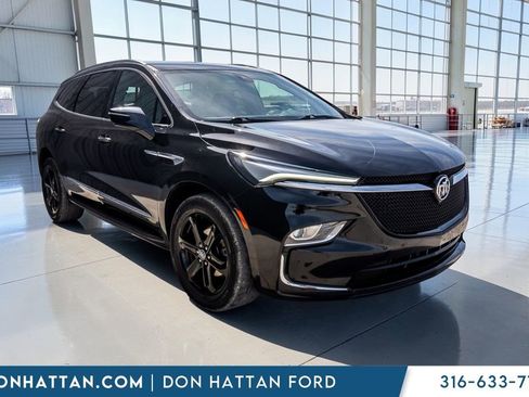 Used 2024 Buick Enclave Essence w/ Sport Touring Edition image 34