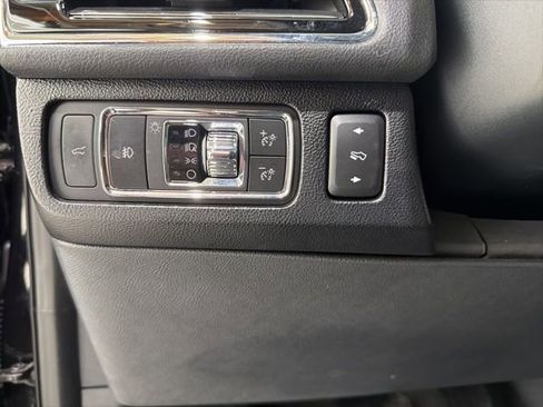 Used 2022 Lincoln Navigator Reserve AWD/4WD image 12