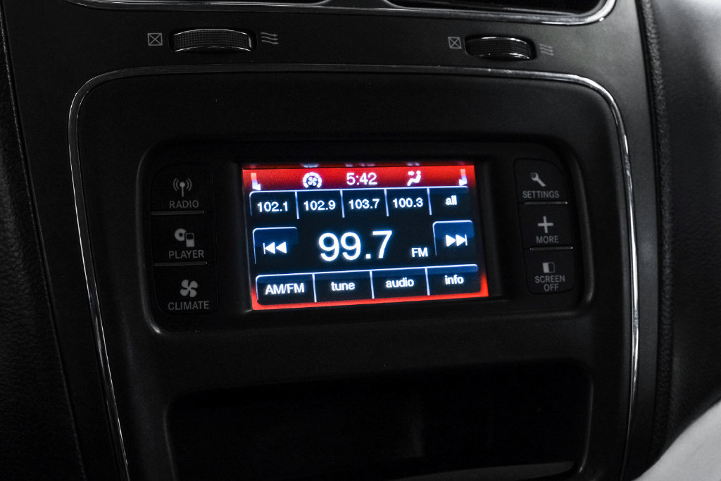 Used 2019 Dodge Journey SE FWD image 29