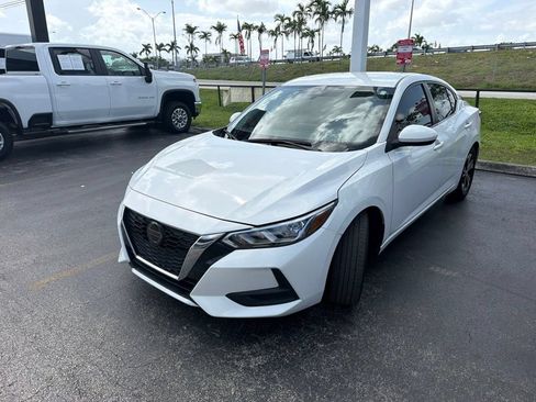 Used 2022 Nissan Sentra SV w/ Trunk Package FWD image 5