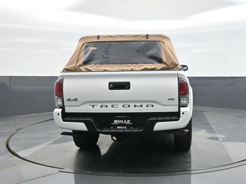 Certified 2020 Toyota Tacoma Limited image 6