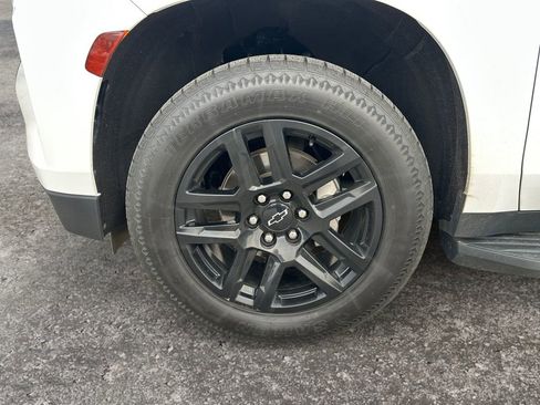 Used 2022 Chevrolet Tahoe LS w/ Driver Alert Package image 8