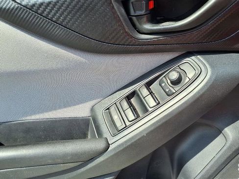 Used 2018 Subaru Crosstrek 2.0i image 27