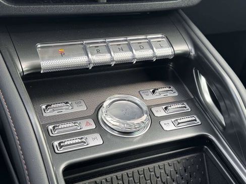New 2026 Lincoln Nautilus Premier w/ Jet Appearance Package AWD/4WD image 19