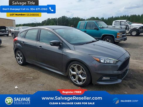 Used 2016 Ford Focus ST FWD image 5