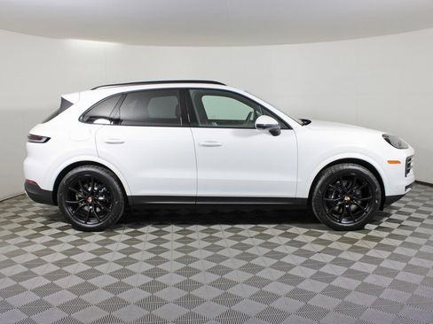 New 2026 Porsche Cayenne image 8