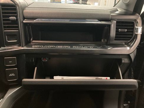 Used 2024 Ford F350 Lariat w/ Lariat Ultimate Package AWD/4WD image 53