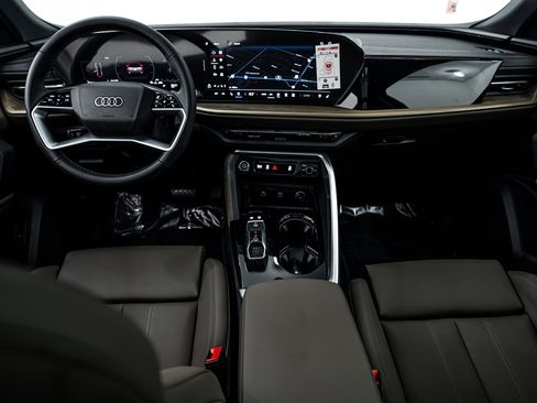 New 2025 Audi Q5 2.0T Premium Plus image 8