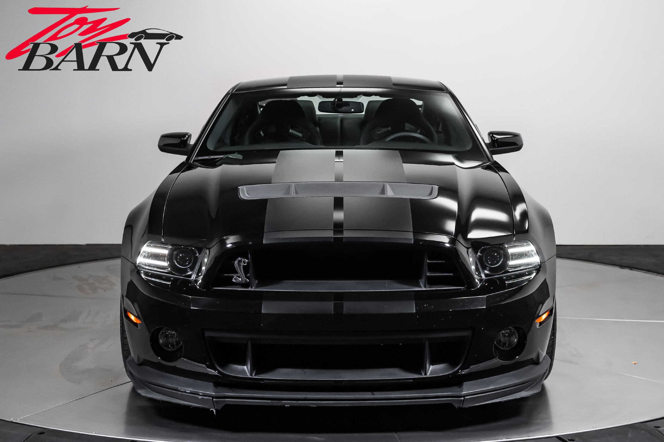 Used 2013 Ford Mustang Shelby GT500 RWD image 8