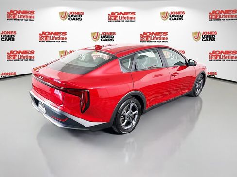 Certified 2025 Kia K4 FWD image 16