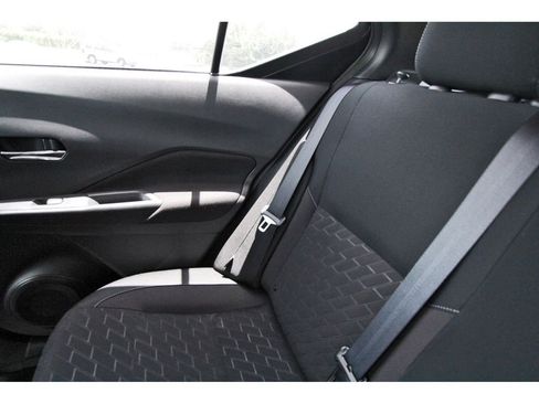 Certified 2024 Nissan Kicks SV FWD image 11