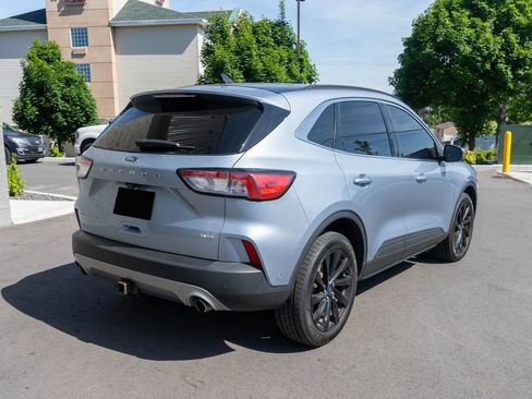 Used 2022 Ford Escape Titanium w/ Titanium Elite Package AWD/4WD image 7