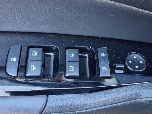 Used 2024 Kia Sportage X-Line w/ X-Line Premium Package image 18