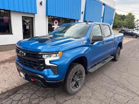 Used 2022 Chevrolet Silverado 1500 LT Trail Boss w/ Protection Package AWD/4WD image 2