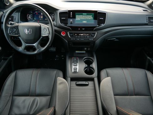 Used 2023 Honda Passport TrailSport image 10