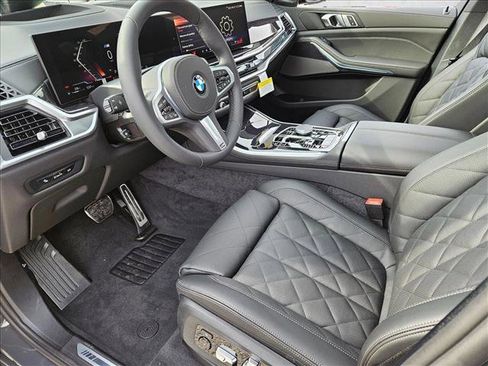 New 2026 BMW X5 sDrive40i image 9